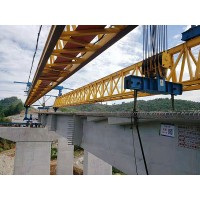公路架桥机轨道和支腿安装方法和要求