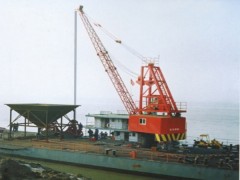 安徽芜湖浮船坞起重机公司浮船坞的沉浮原理