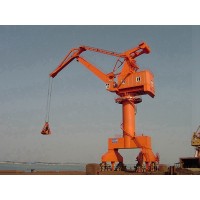 湖北襄阳港机制造厂家门座式起重机安全保养事项